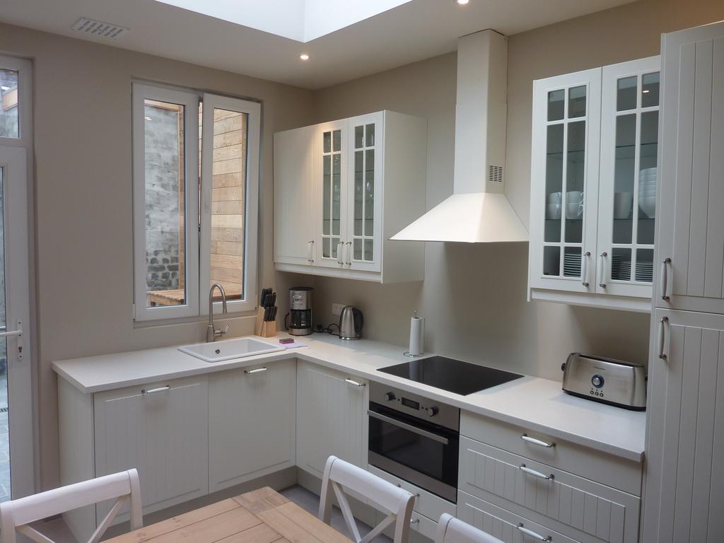 Aimee Villa Ieper Bilik gambar